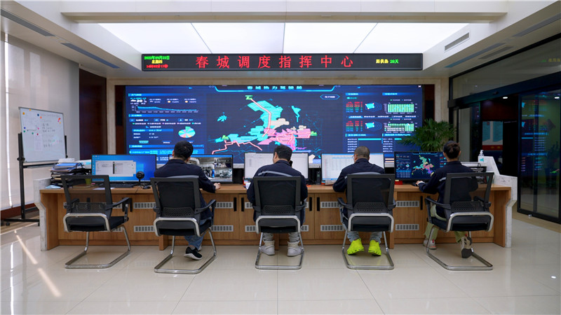 坚守岗位 打赢供热攻坚战